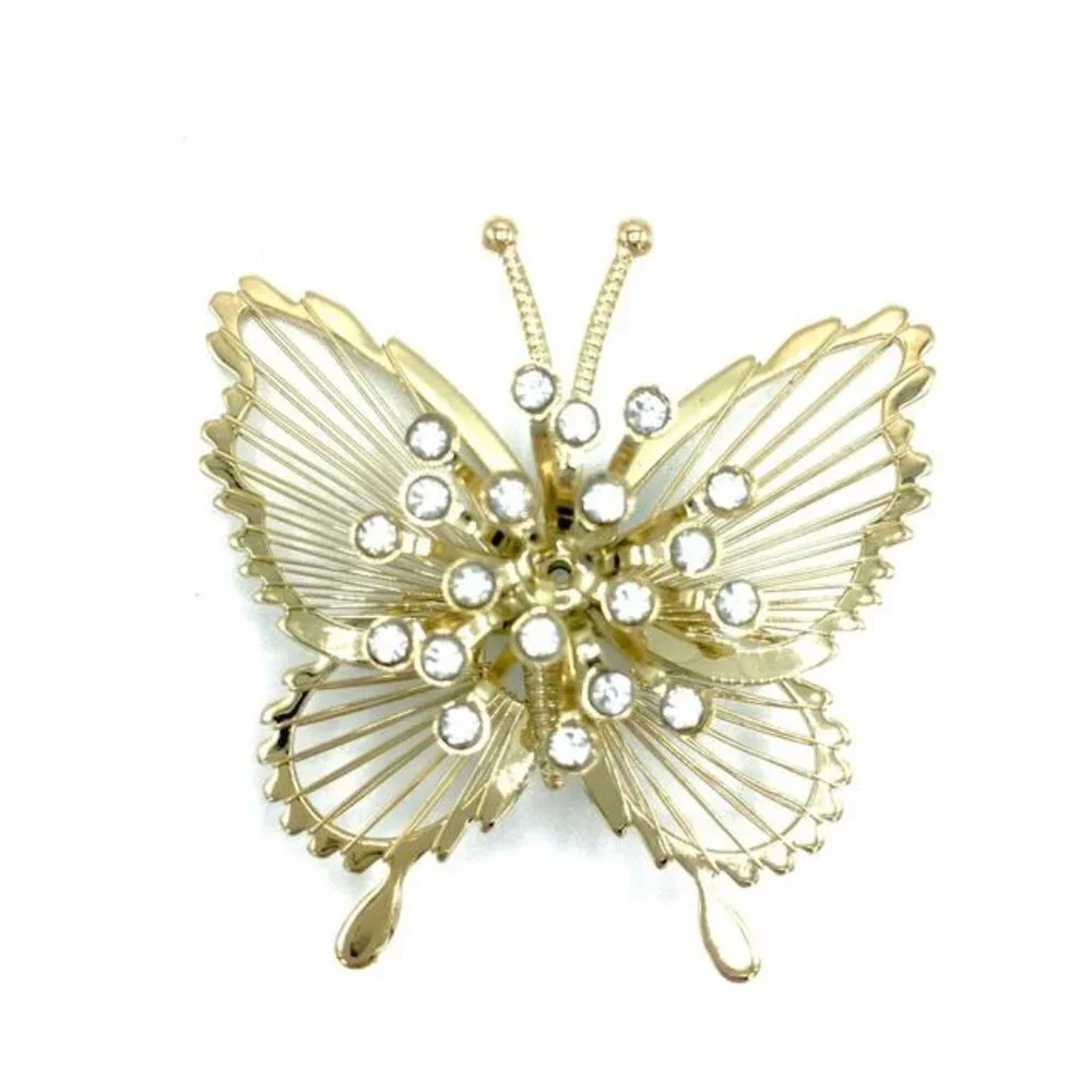 Vintage Gold-Tone Butterfly Brooch with Clear Rhinestones – Elegant Filigree Pin